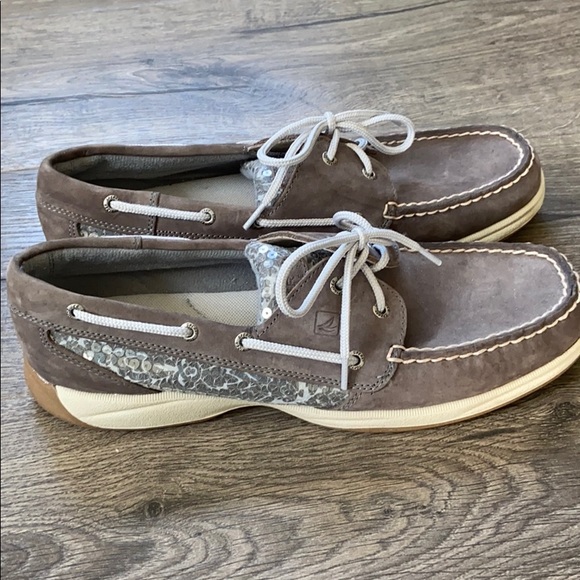 Gray and Sequence detail Sperry boat shoes - Picture 3 of 5